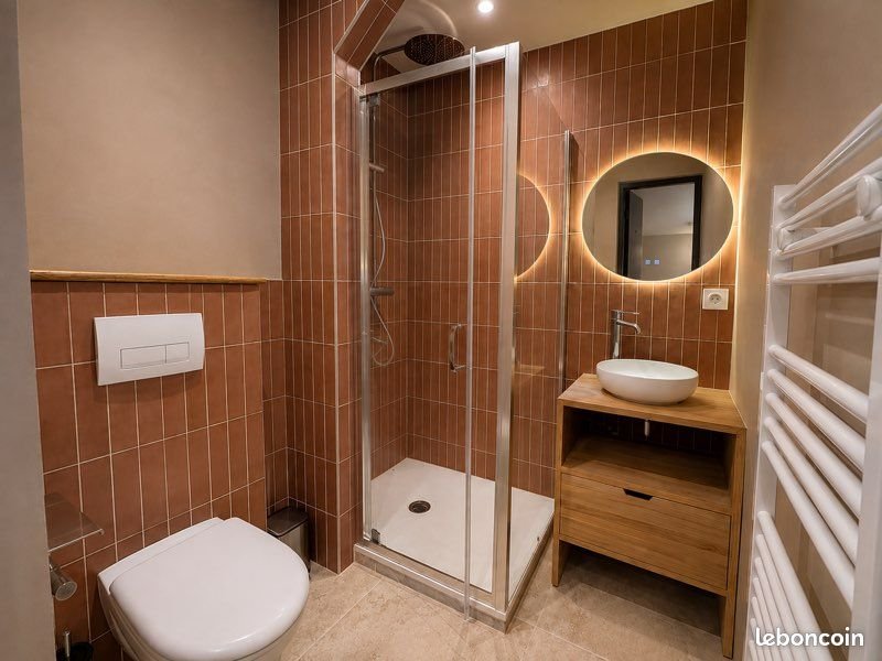 Appartement à louer, 170m², Saint-Genis-Laval