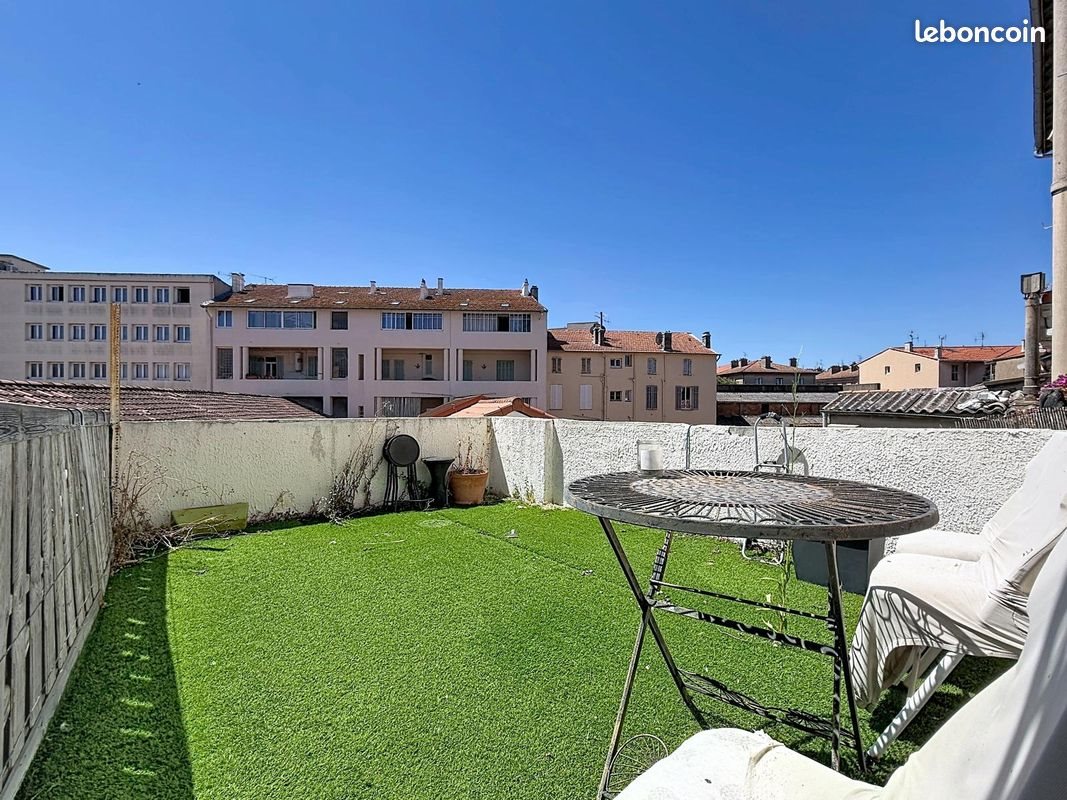 Appartement à louer, 50m², Saint-Raphaël