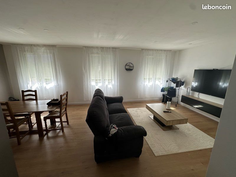 Appartement à louer, 65m², Etampes