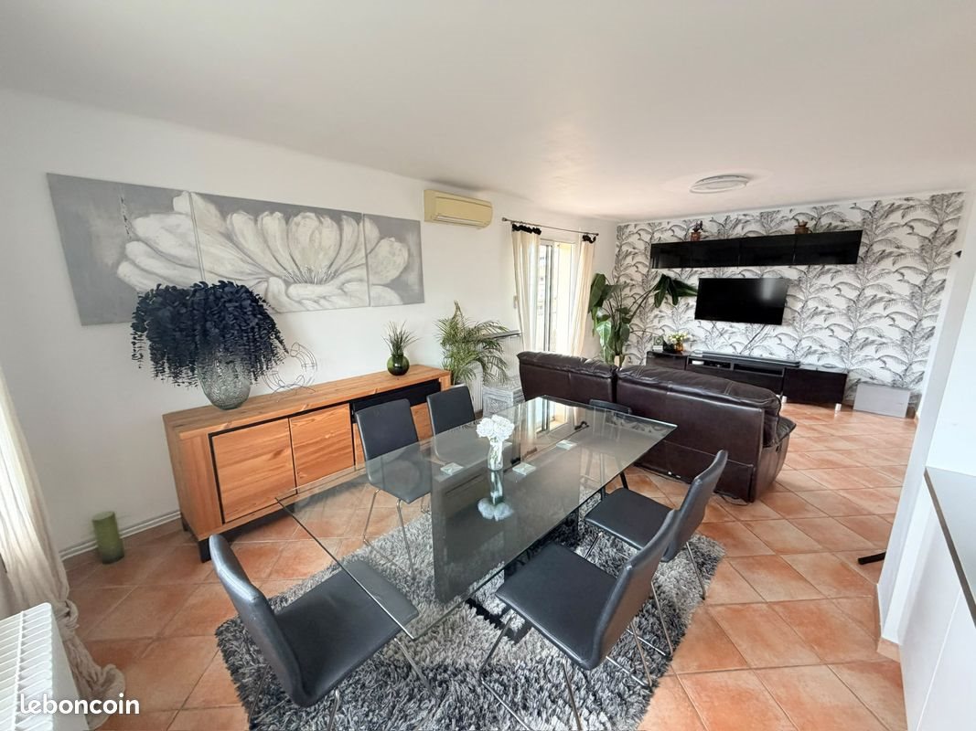 Appartement à louer, 75m², Sète