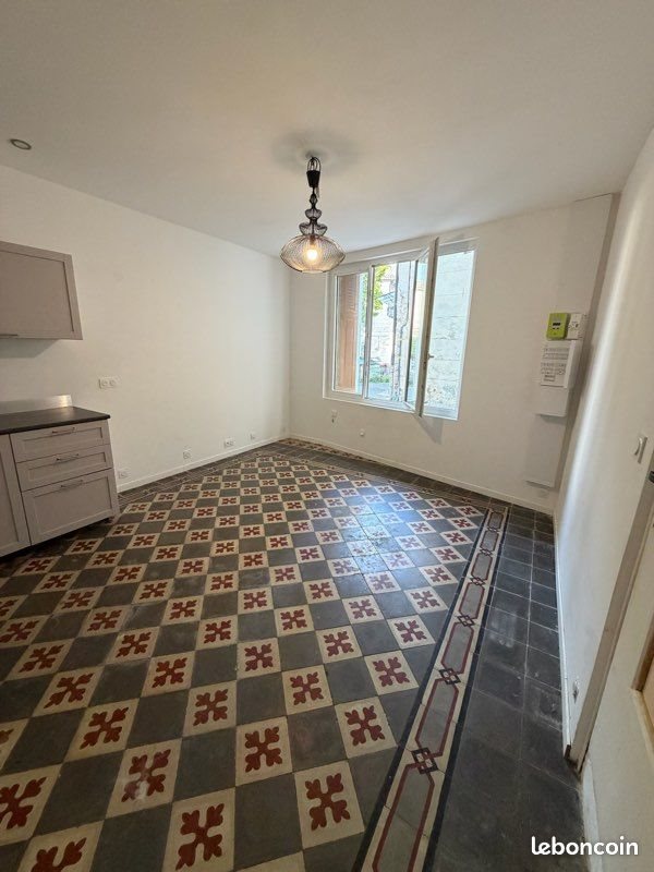 Appartement à louer, 28m², Bagnols-sur-Cèze