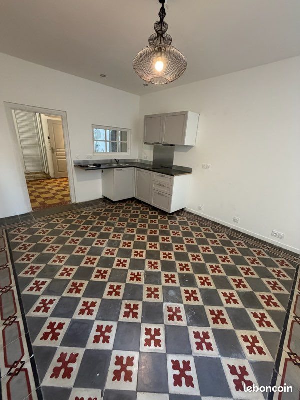 Appartement à louer, 28m², Bagnols-sur-Cèze