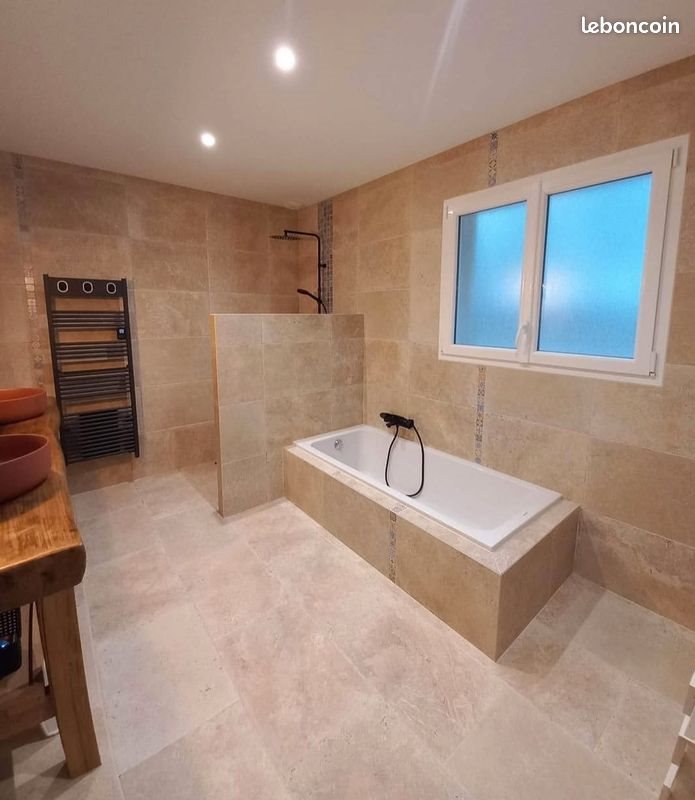 Maison à louer, 133m², Grignols