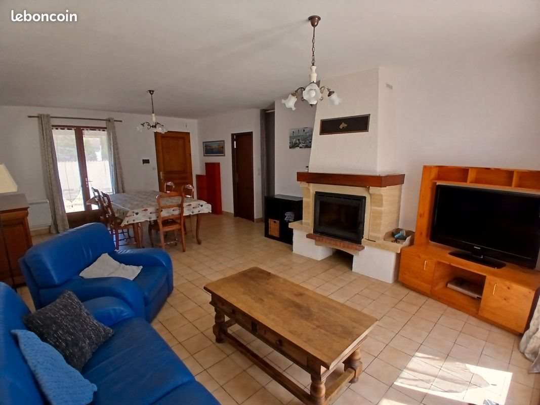 Maison à louer, 90m², Nercillac