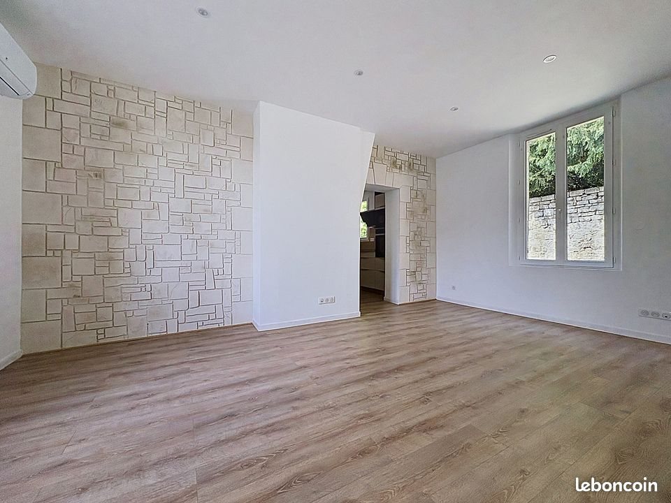 Appartement à louer, 65m², Vic-sur-Aisne