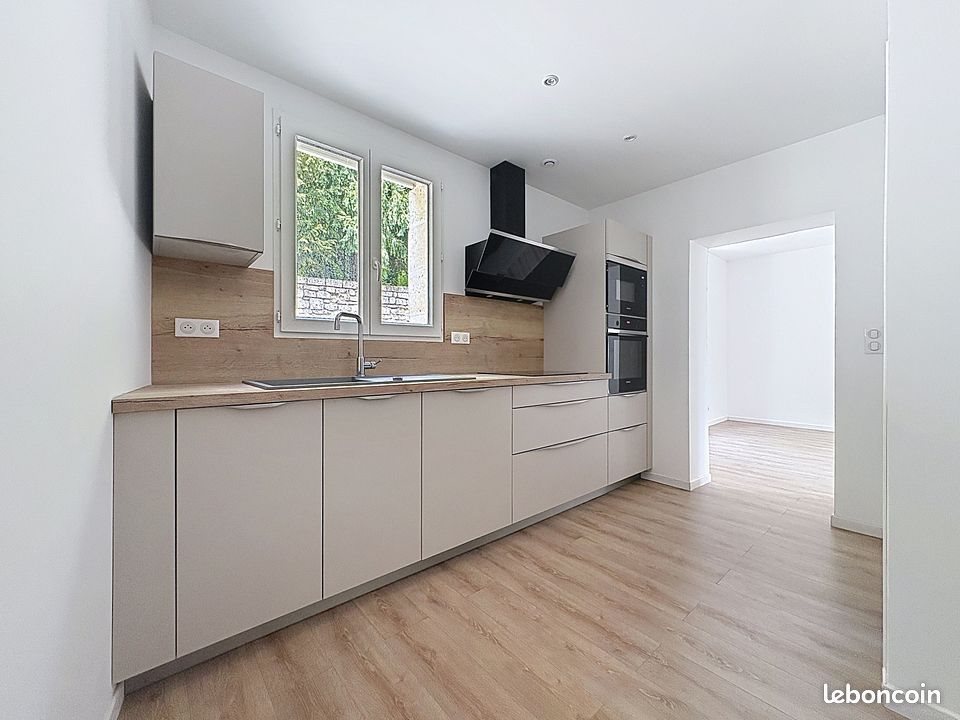 Appartement à louer, 65m², Vic-sur-Aisne