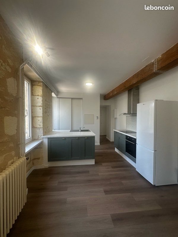 Appartement à louer, 70m², Blaye