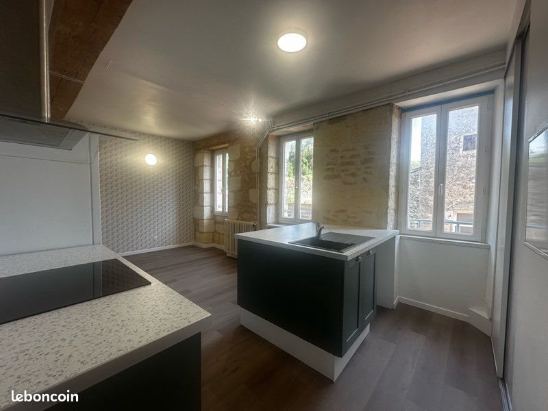 Appartement à louer, 70m², Blaye
