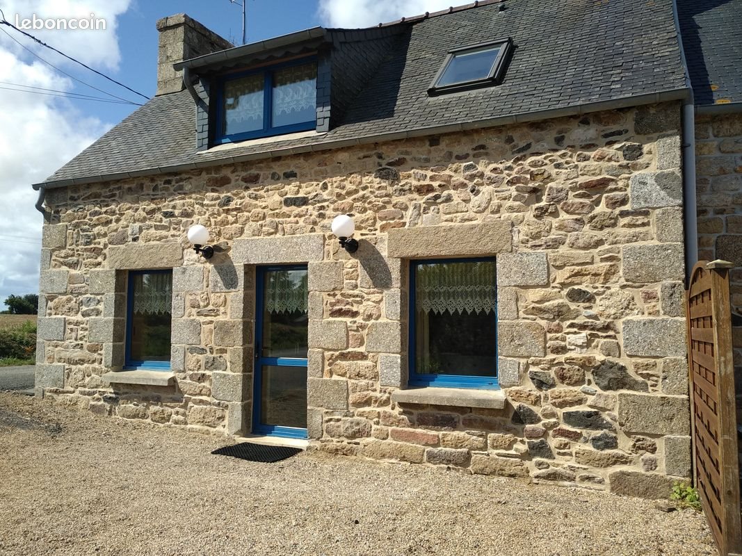Maison à louer, 47m², Plounévez-Moëdec