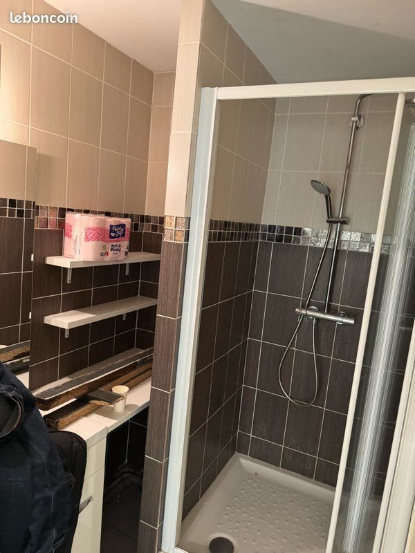 Appartement à louer, 35m², Décines-Charpieu