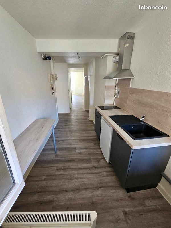 Appartement à louer, 24m², Aurillac