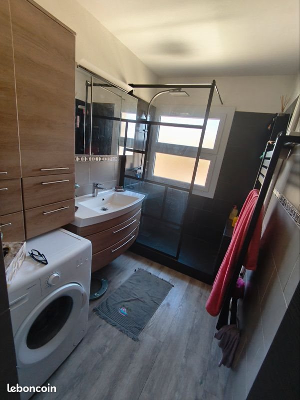 Appartement à vendre, 66m², Fréjus