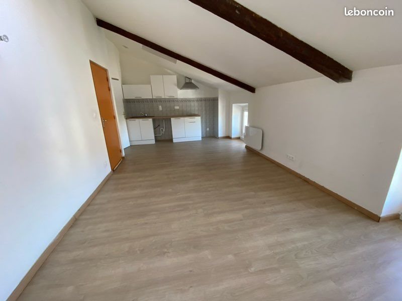 Appartement à louer, 40m², Pont-Saint-Esprit