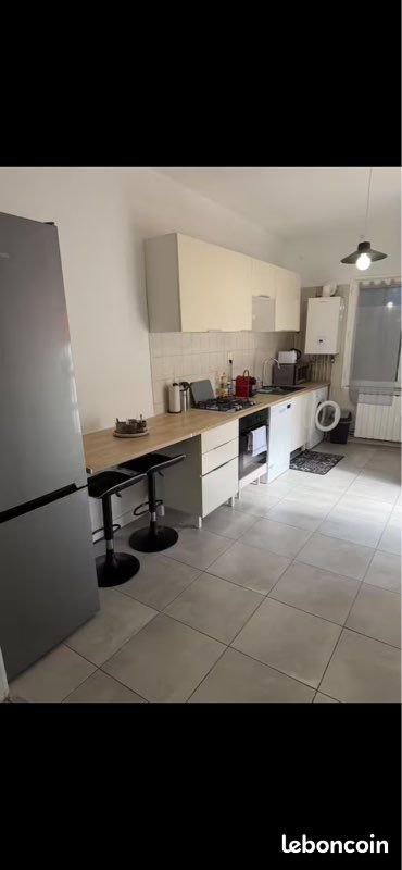 Maison à louer, 70m², Vénissieux