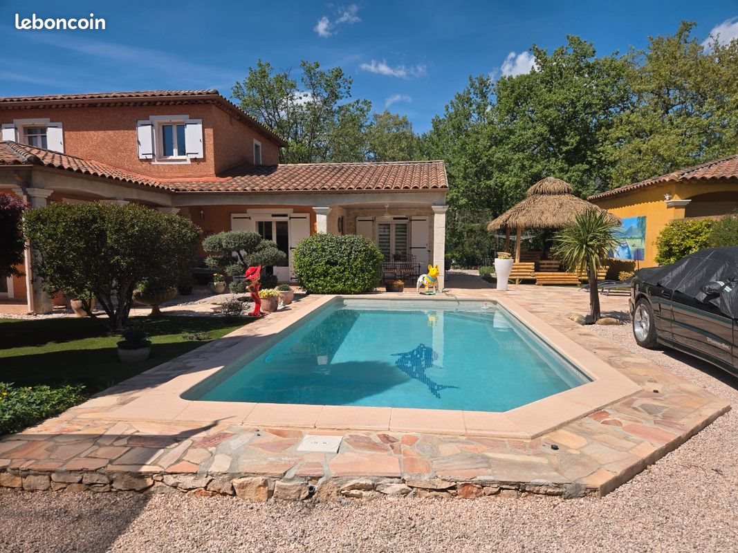 Maison à vendre, 142m², Forcalqueiret