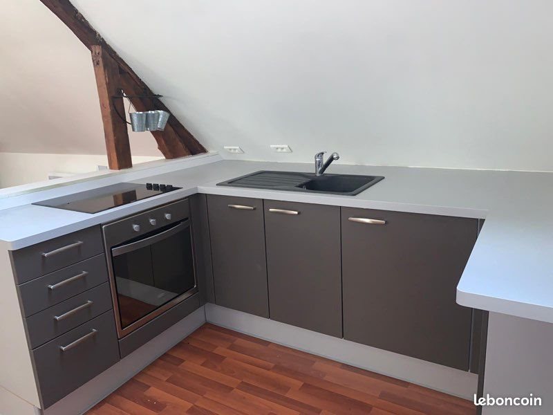 Appartement à louer, 60m², Bury