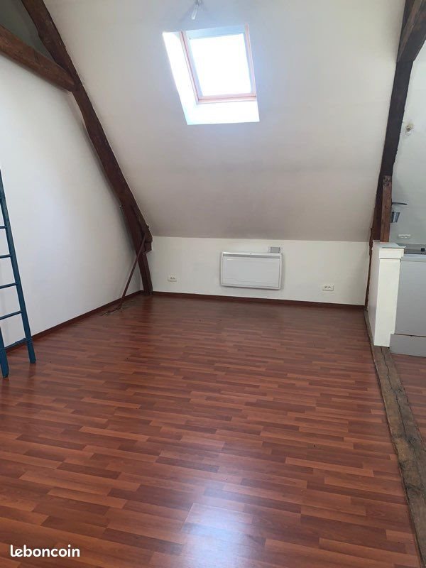 Appartement à louer, 60m², Bury
