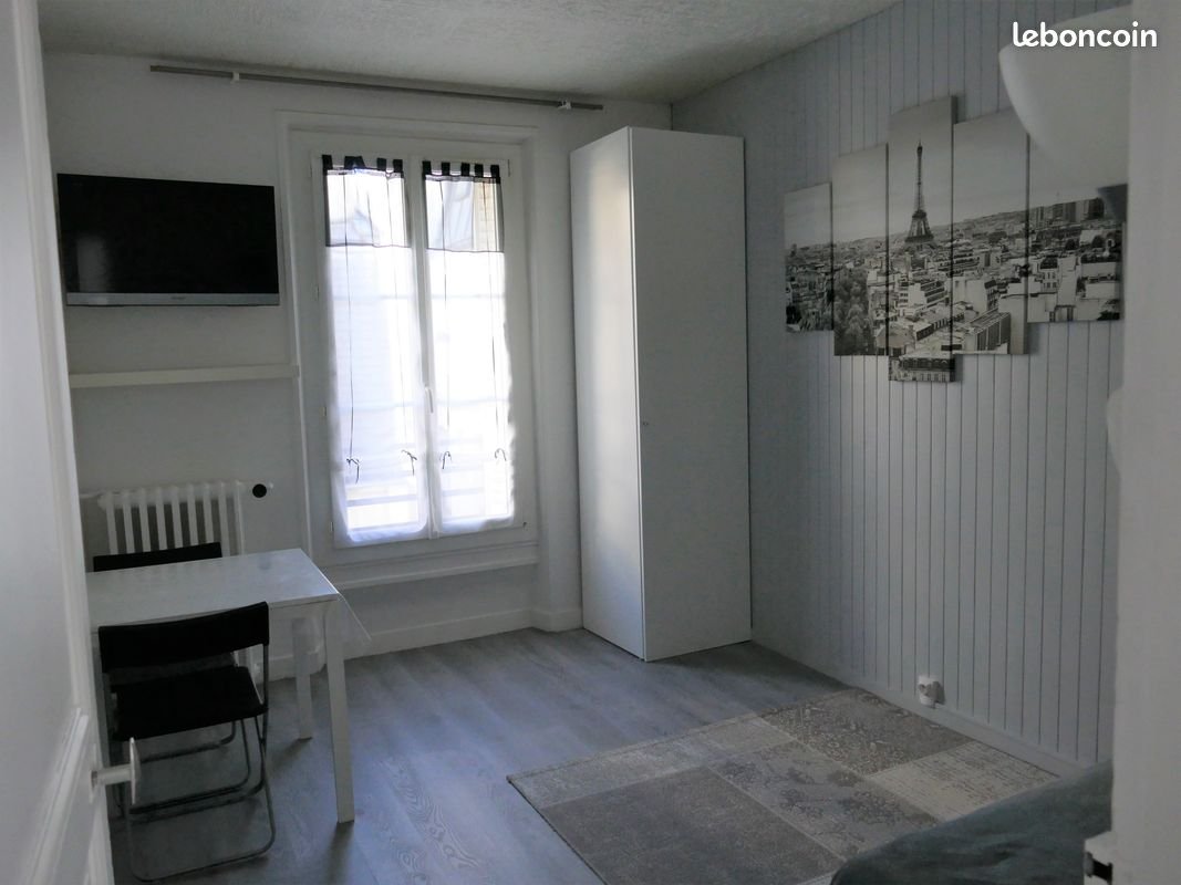 Appartement à louer, 23m², Paris 18ème