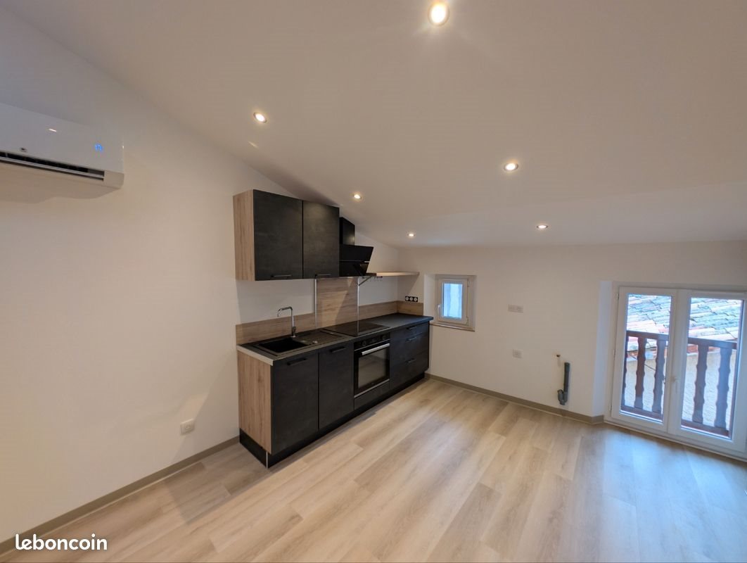 Appartement à louer, 42m², Malijai