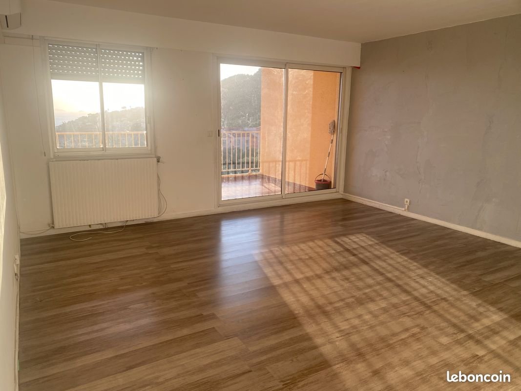 Appartement à louer, 67m², Ajaccio