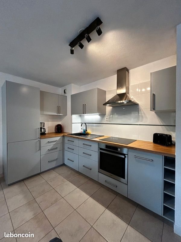 Appartement à louer, 42m², Plescop