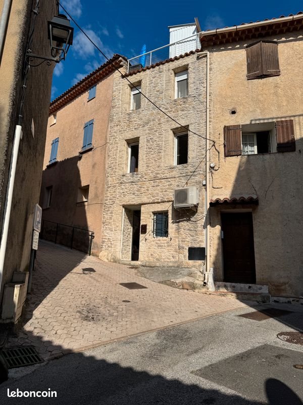 Maison à vendre, 92m², Pierrefeu-du-Var