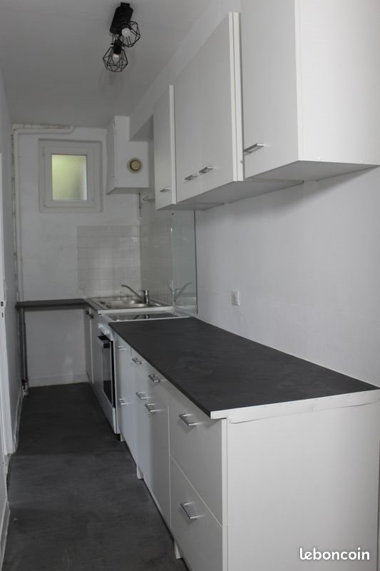 Appartement à louer, 40m², La Canourgue