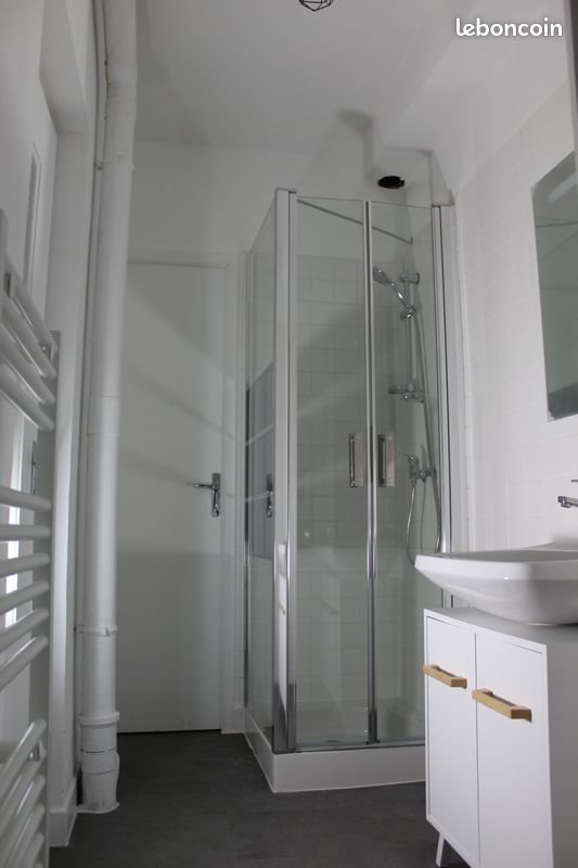 Appartement à louer, 40m², La Canourgue