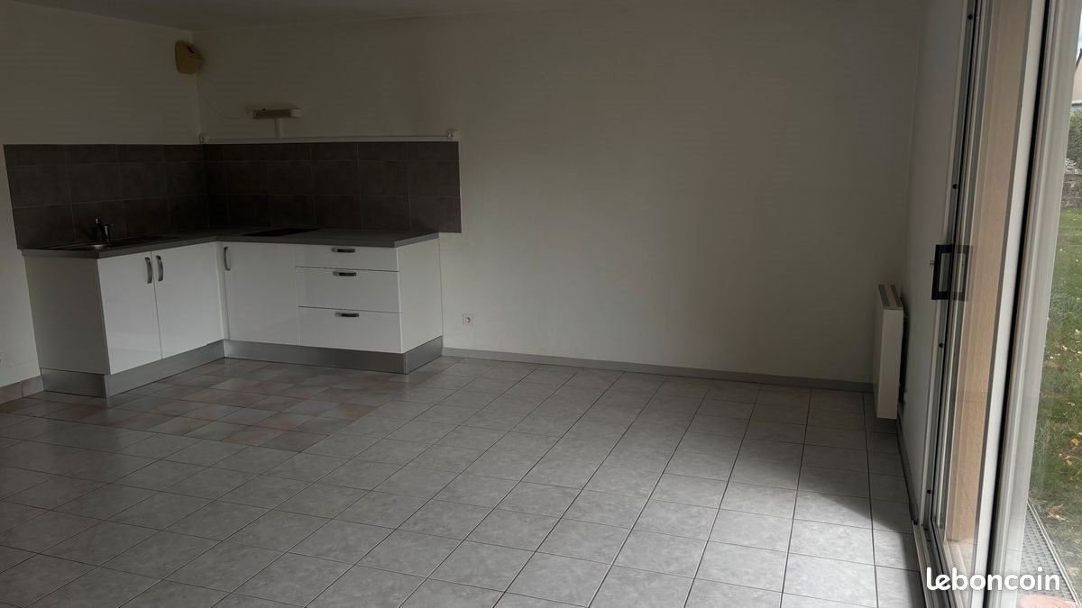 Appartement à louer, 47m², Carhaix-Plouguer