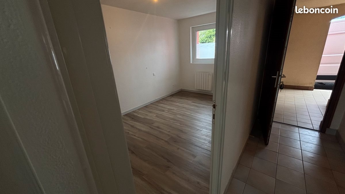 Appartement à louer, 47m², Carhaix-Plouguer