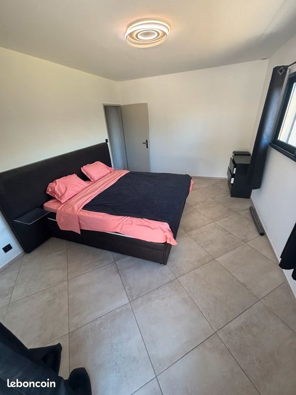 Maison à vendre, 104m², Piolenc