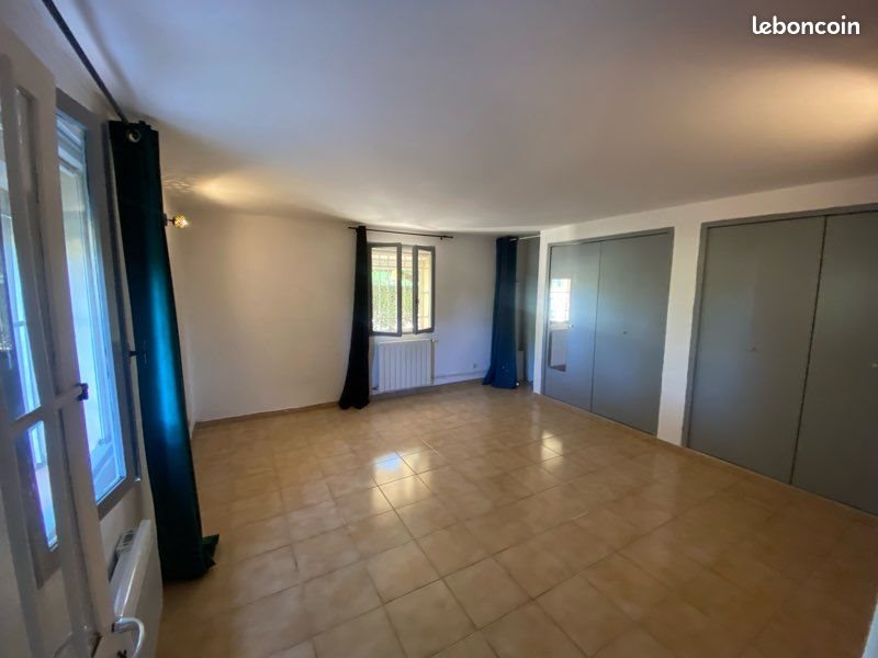 Appartement à louer, 55m², Pernes-les-Fontaines