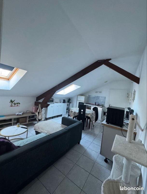 Appartement à louer, 40m², Fismes