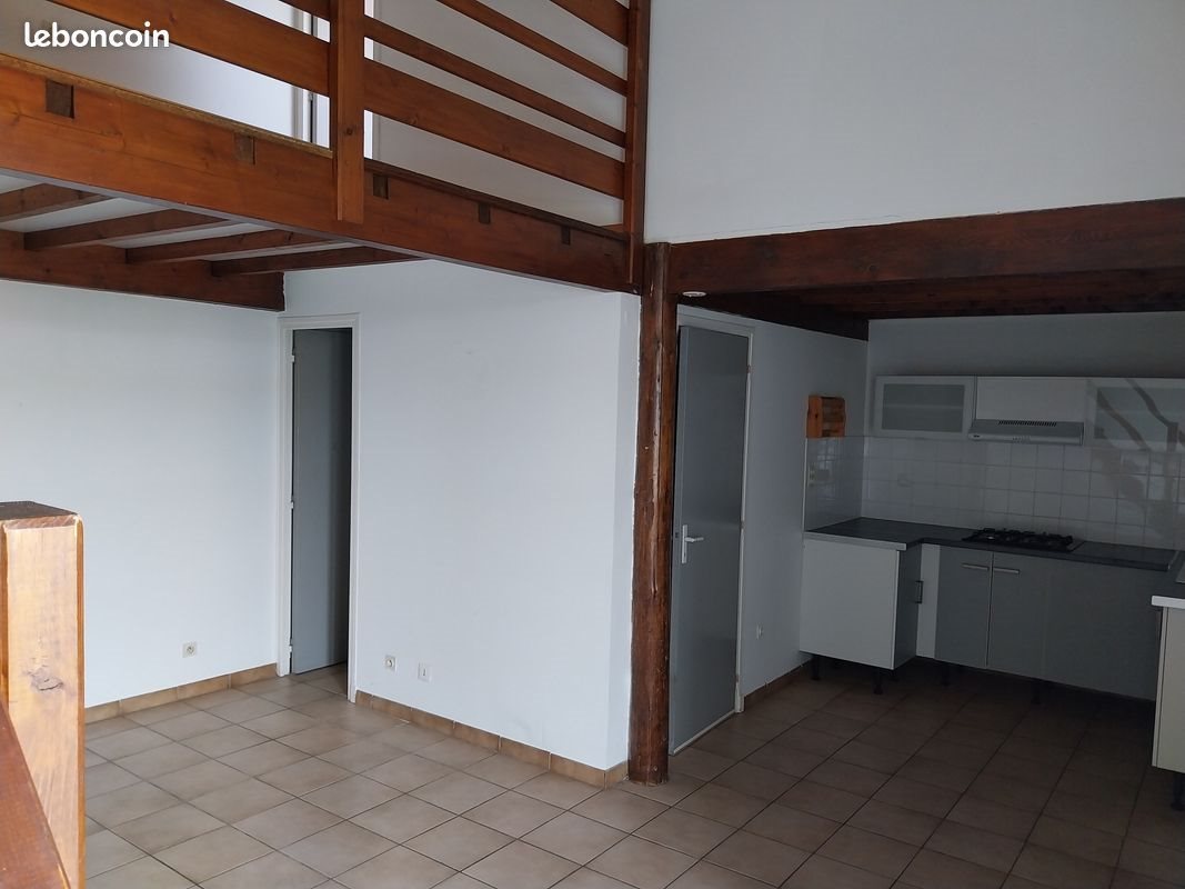 Appartement à louer, 45m², Piolenc