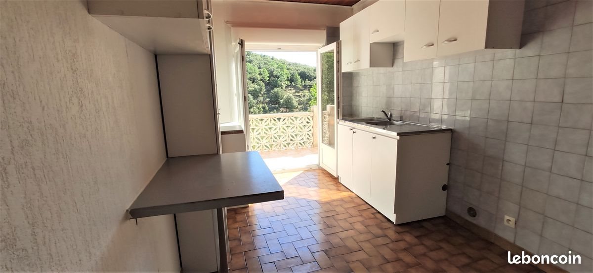 Maison à vendre, 180m², Saint-Florent-sur-Auzonnet