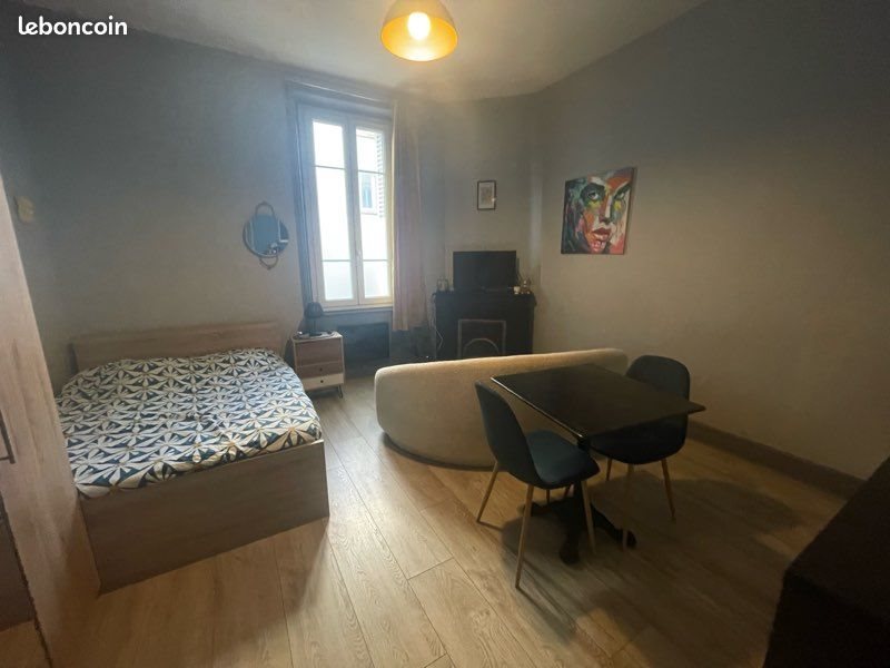 Appartement à louer, 27m², Roanne