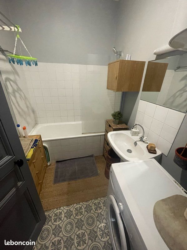 Appartement à louer, 27m², Roanne