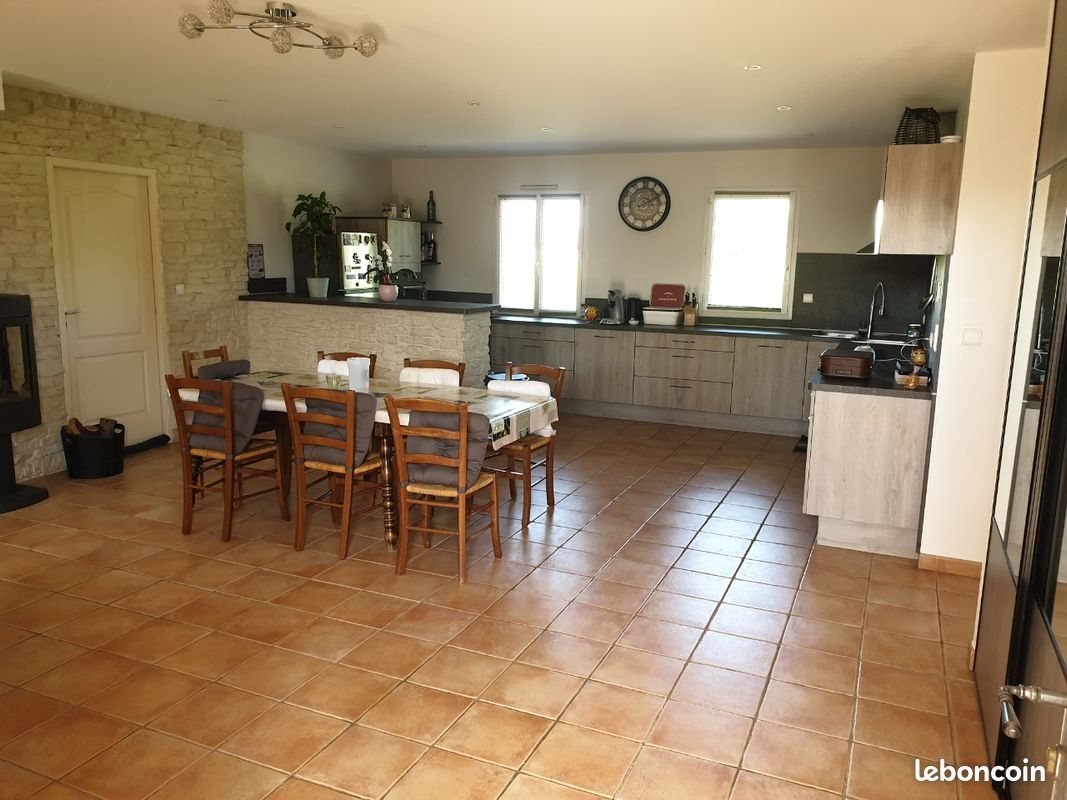 Maison à vendre, 105m², Sermesse