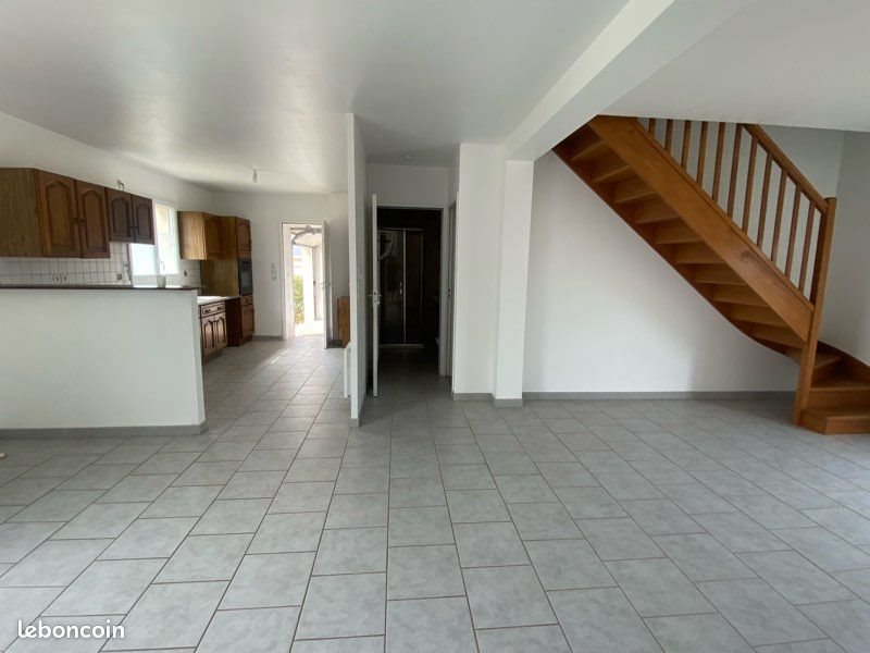 Maison à louer, 106m², Durtal