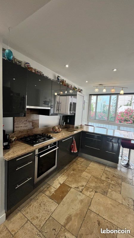 Appartement à vendre, 96m², Hyères