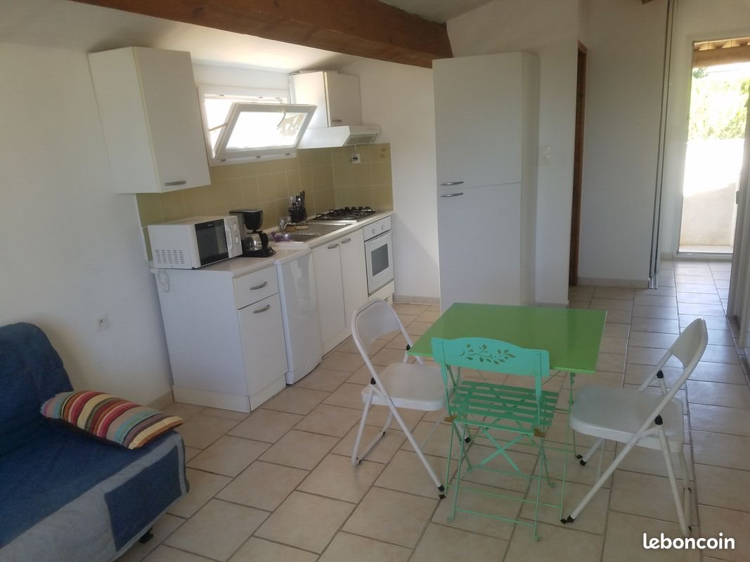 Appartement à louer, 28m², La Fare-les-Oliviers