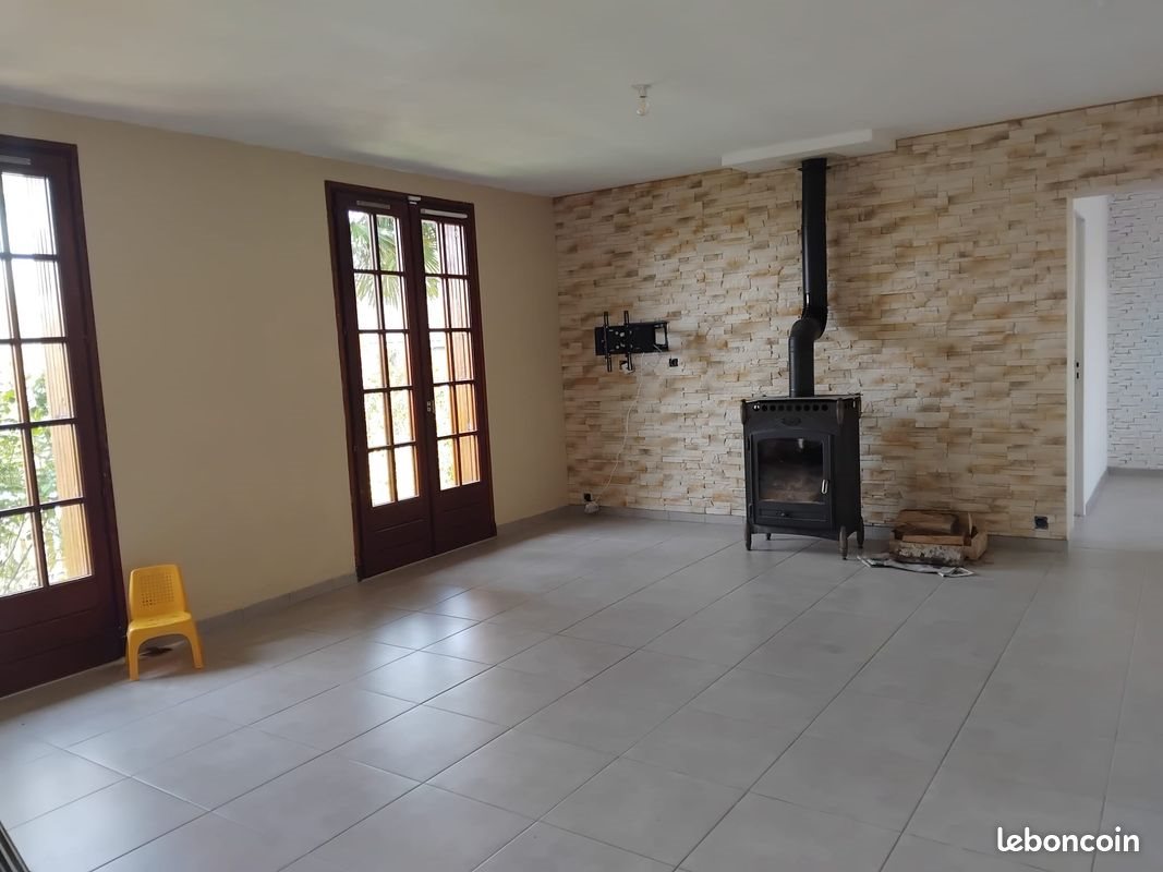 Maison à louer, 119m², Aubigné-Racan