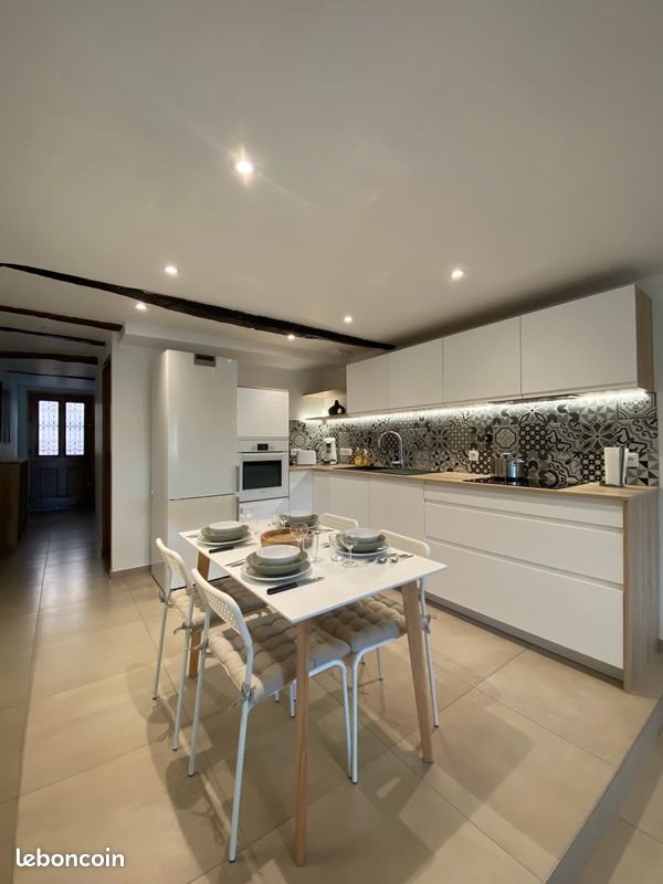 Appartement à louer, 50m², Camps-la-Source