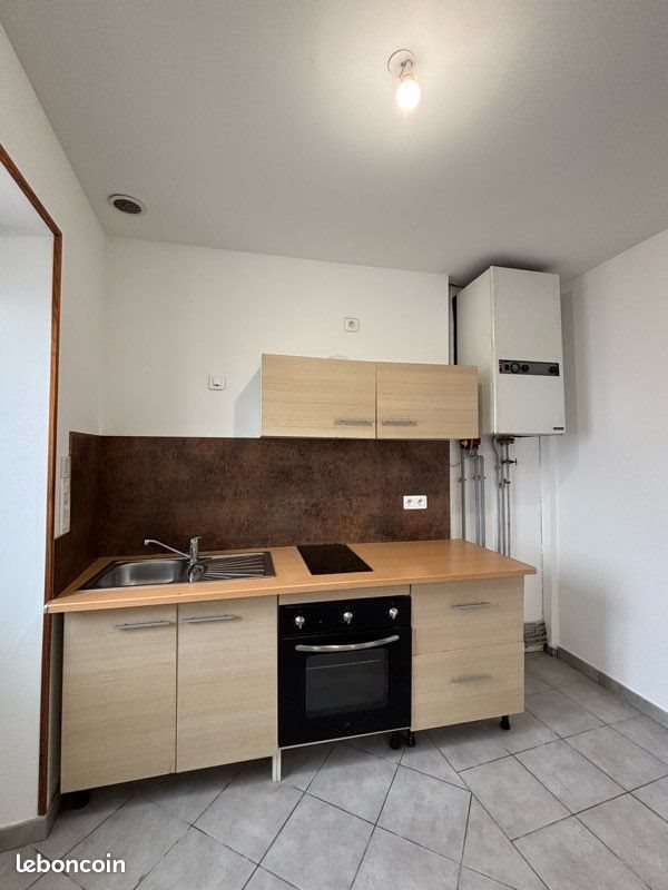 Maison à louer, 35m², Champvert