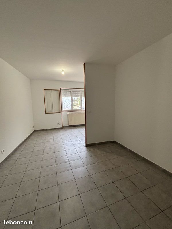 Maison à louer, 35m², Champvert