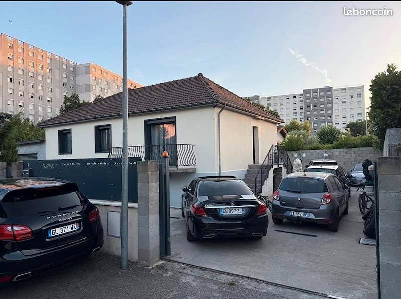 Maison à vendre, 200m², Vaulx-en-Velin