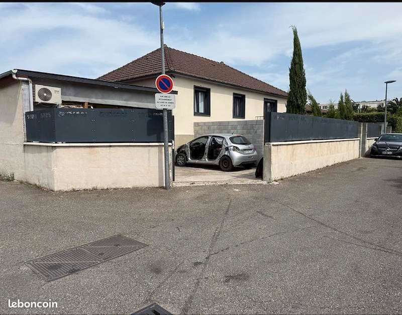 Maison à vendre, 200m², Vaulx-en-Velin