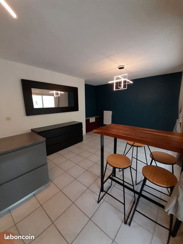 Appartement à louer, 40m², Antibes