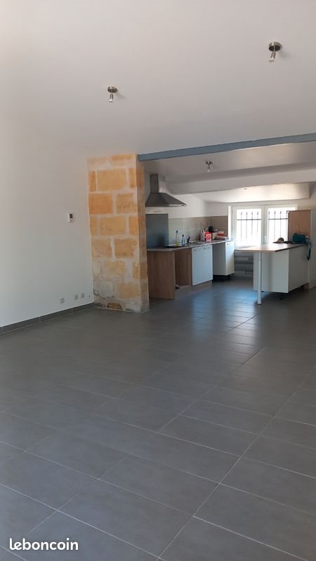 Maison à louer, 110m², Ambarès-et-Lagrave