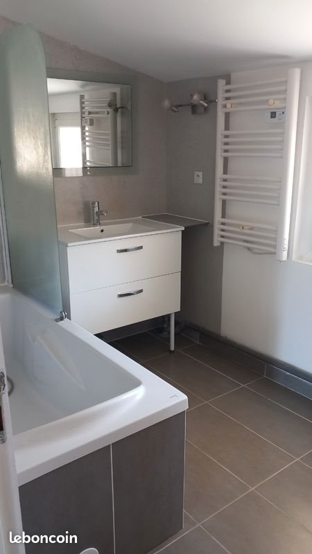 Maison à louer, 110m², Ambarès-et-Lagrave